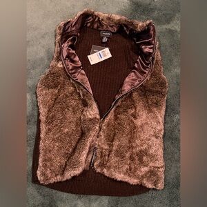 Faux Fur vest  confess size XL NEW!!